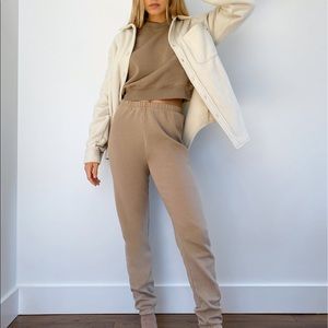 Aritzia Tna Cozy AF Fleece GF CHASM Sweatpants
